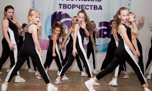 Наши звездочки стали лауреатами II степени на Всероссийском фестивале творчества