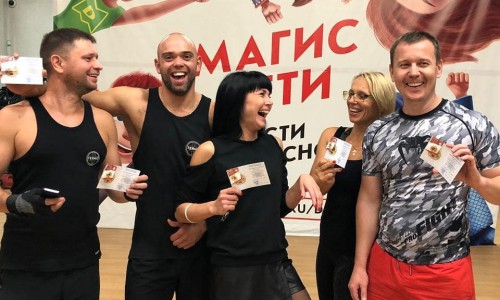 Гордимся! Спортсмены «Магис Спорт» получили значки ГТО.